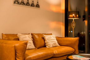Pure Luxury Modern Apt Heart of CBD Car Park, Adelaide